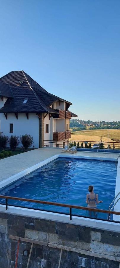 Sofrenic-hotel Adonis Apartment