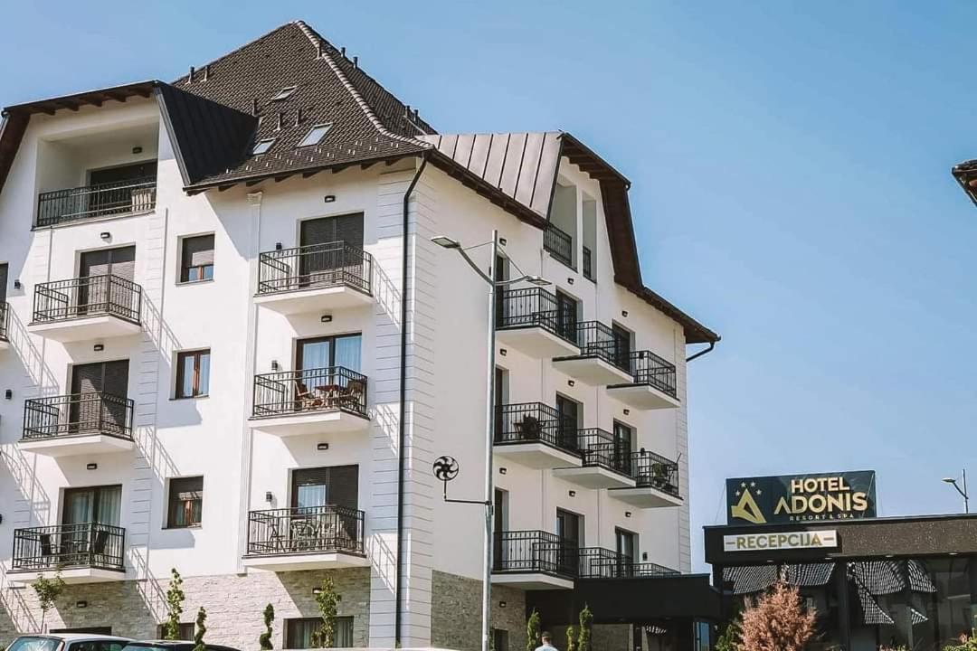 Sofrenic-hotel Adonis Apartment *